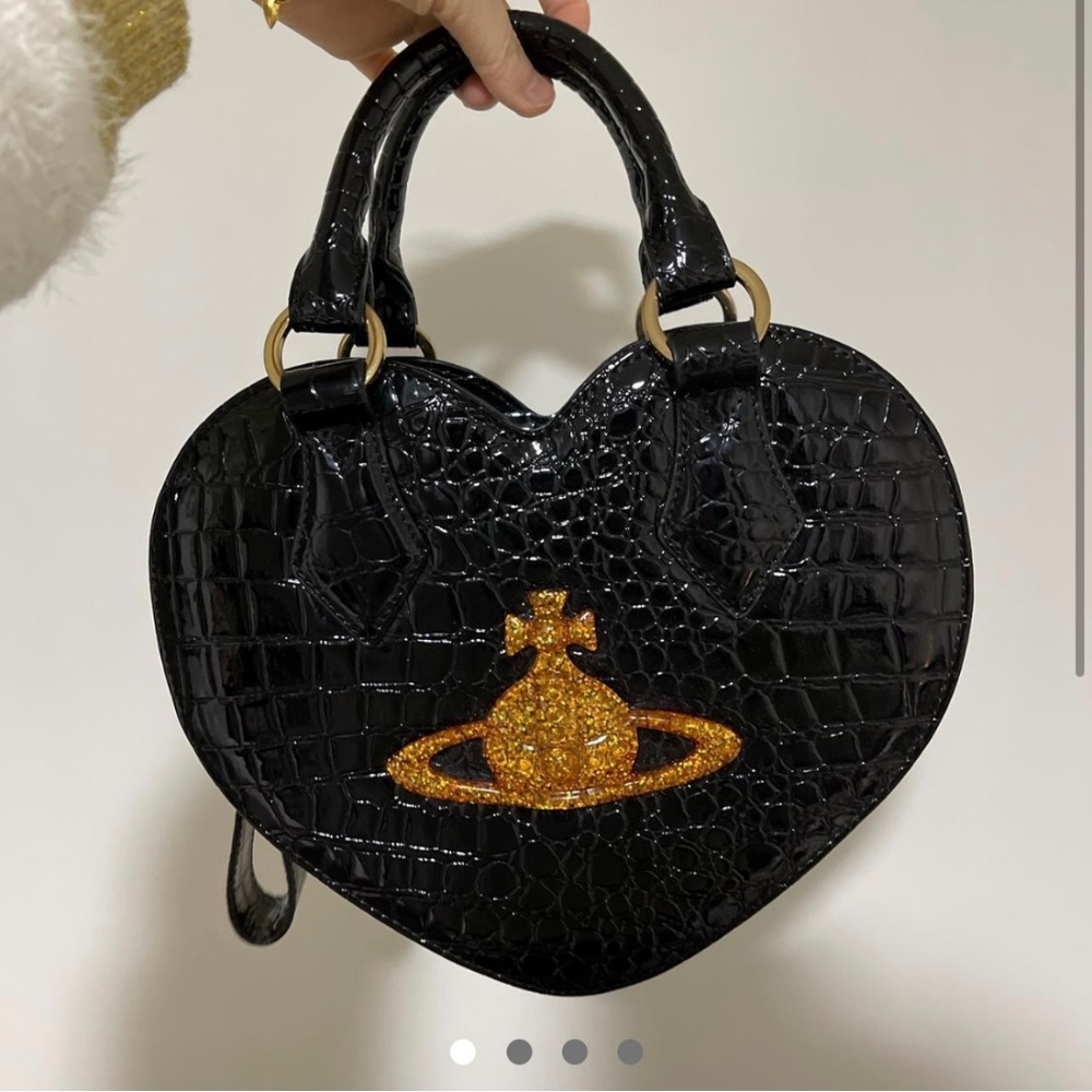 RARE Vivienne Westwood Chancery Heart Bag (FLAWLESS)